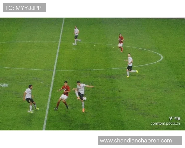 广州恒大对阵西悉尼流浪者精彩直播全程回顾与赛后分析